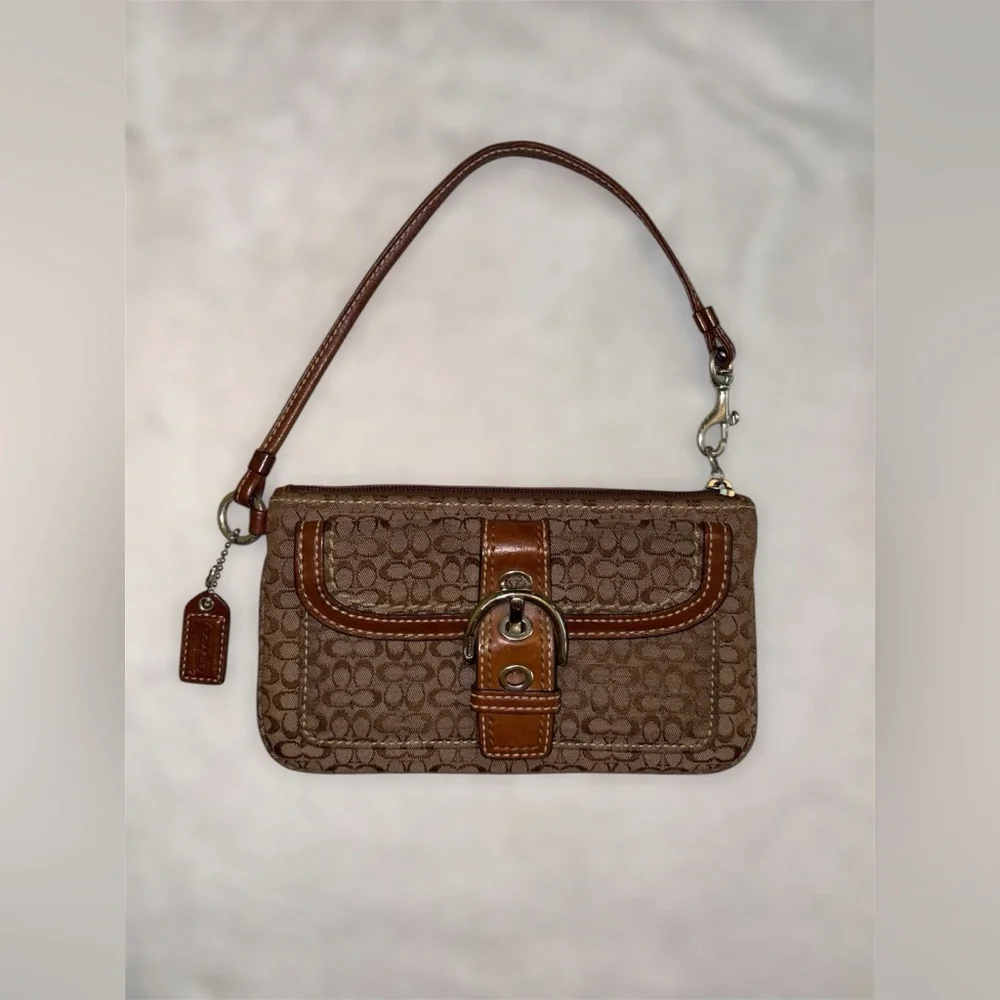 COACH Vintage Hampton Mini Signature Buckle Wristlet Wallet Khaki/Camel Canvas - Picture 1 of 8